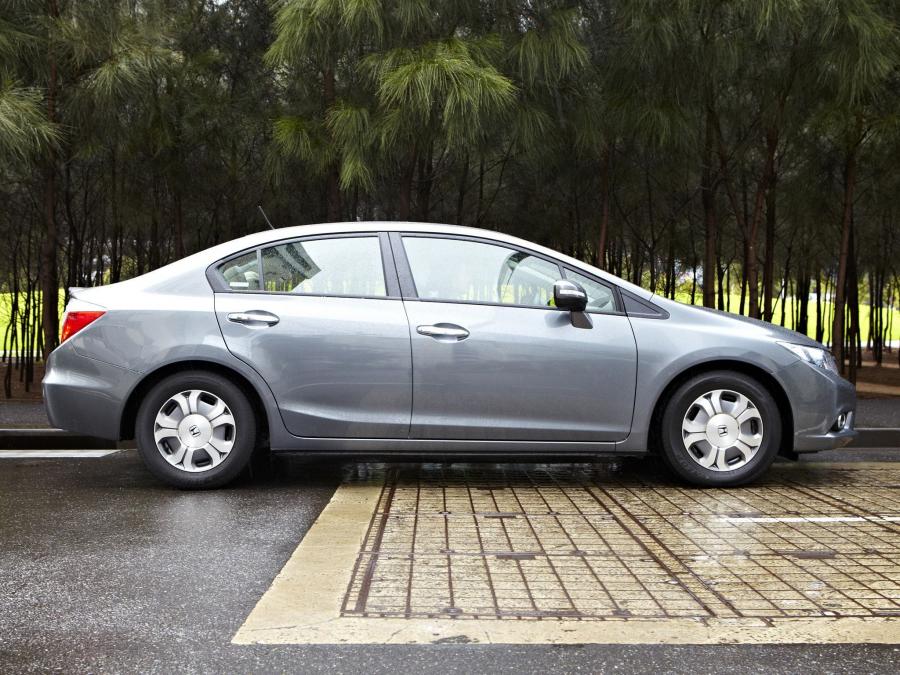  Honda Civic Hybrid 2012 года  (AU) (фото 14 из 14)